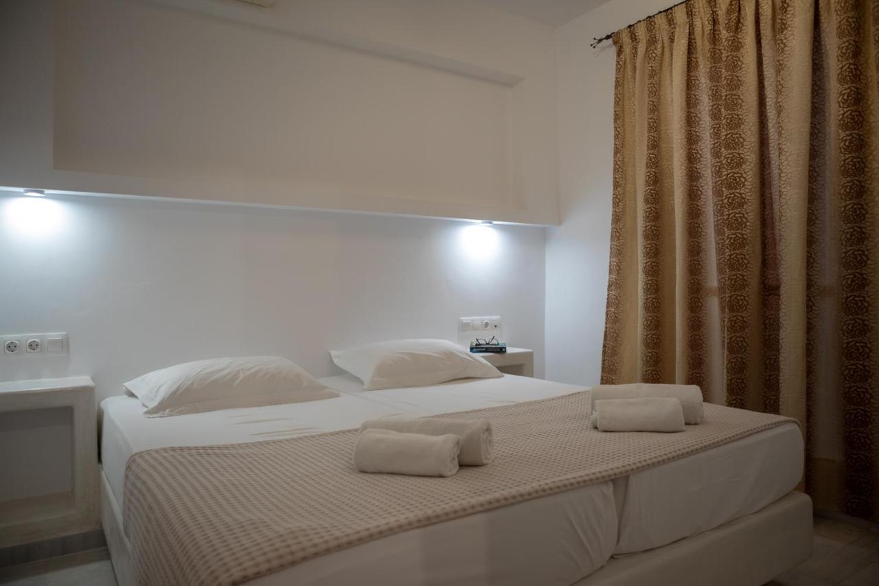 Aphrodite Hotel & Apartments Хора Екстер'єр фото