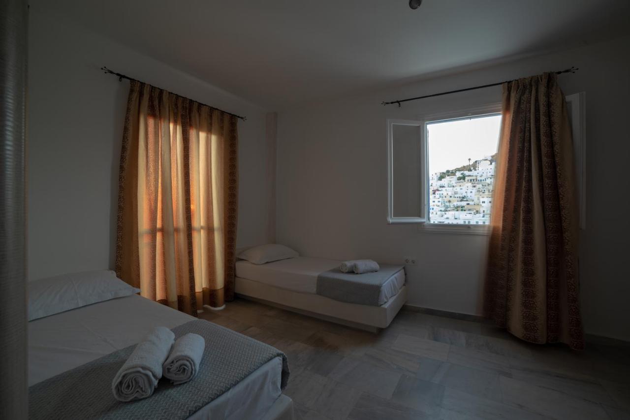 Aphrodite Hotel & Apartments Хора Екстер'єр фото
